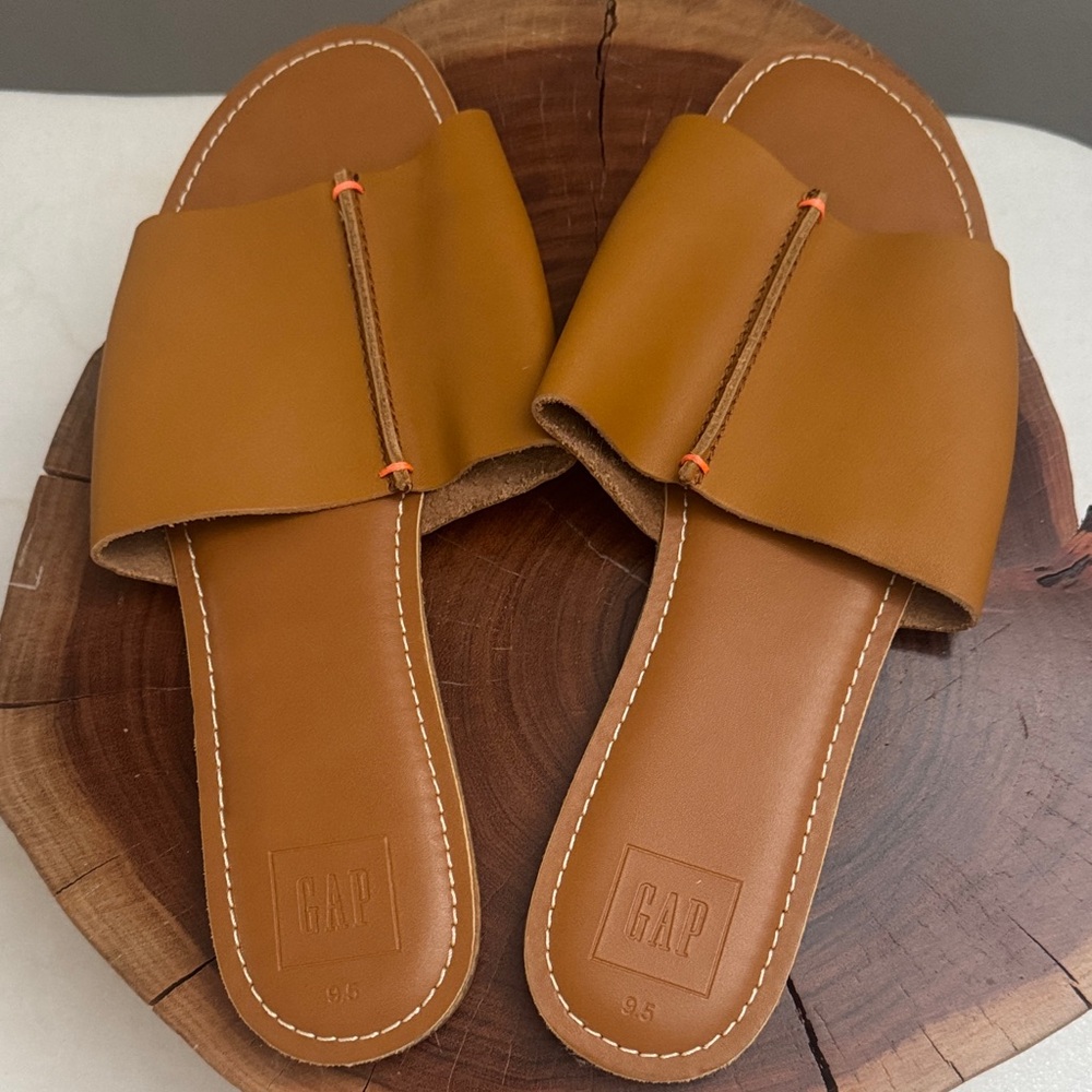 GAP Tan Leather Slide Sandals